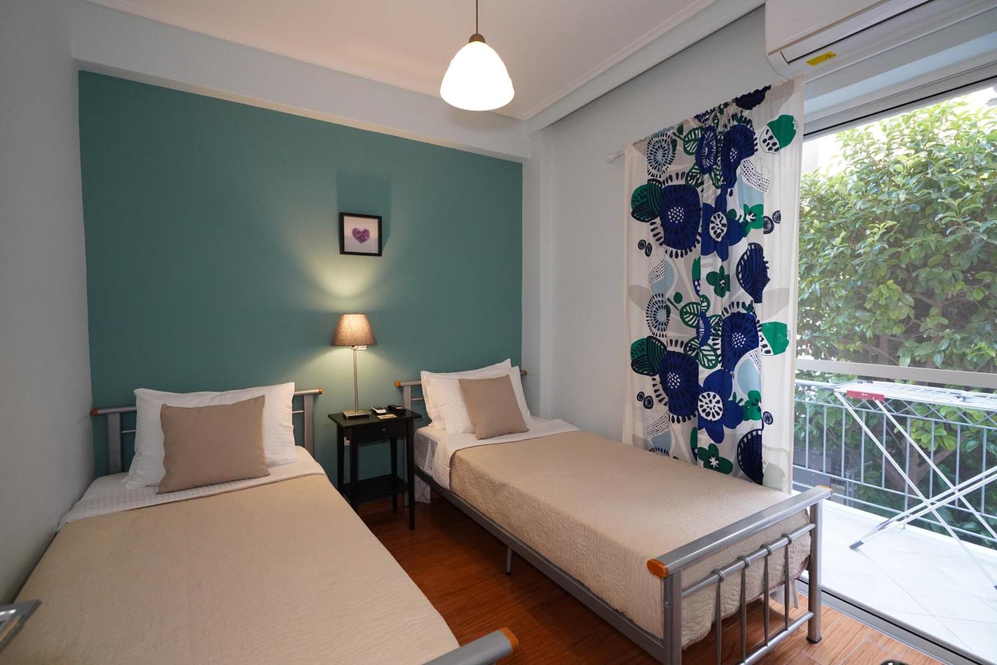 Garden Apartment Next To The Mall -Private Parking أثينا المظهر الخارجي الصورة