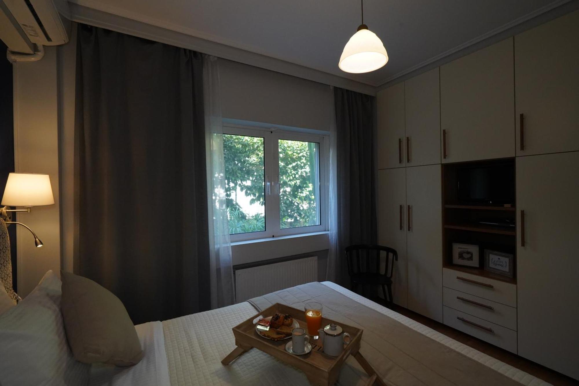 Garden Apartment Next To The Mall -Private Parking أثينا المظهر الخارجي الصورة