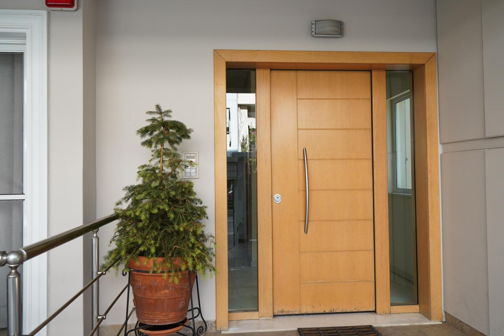 Garden Apartment Next To The Mall -Private Parking أثينا المظهر الخارجي الصورة