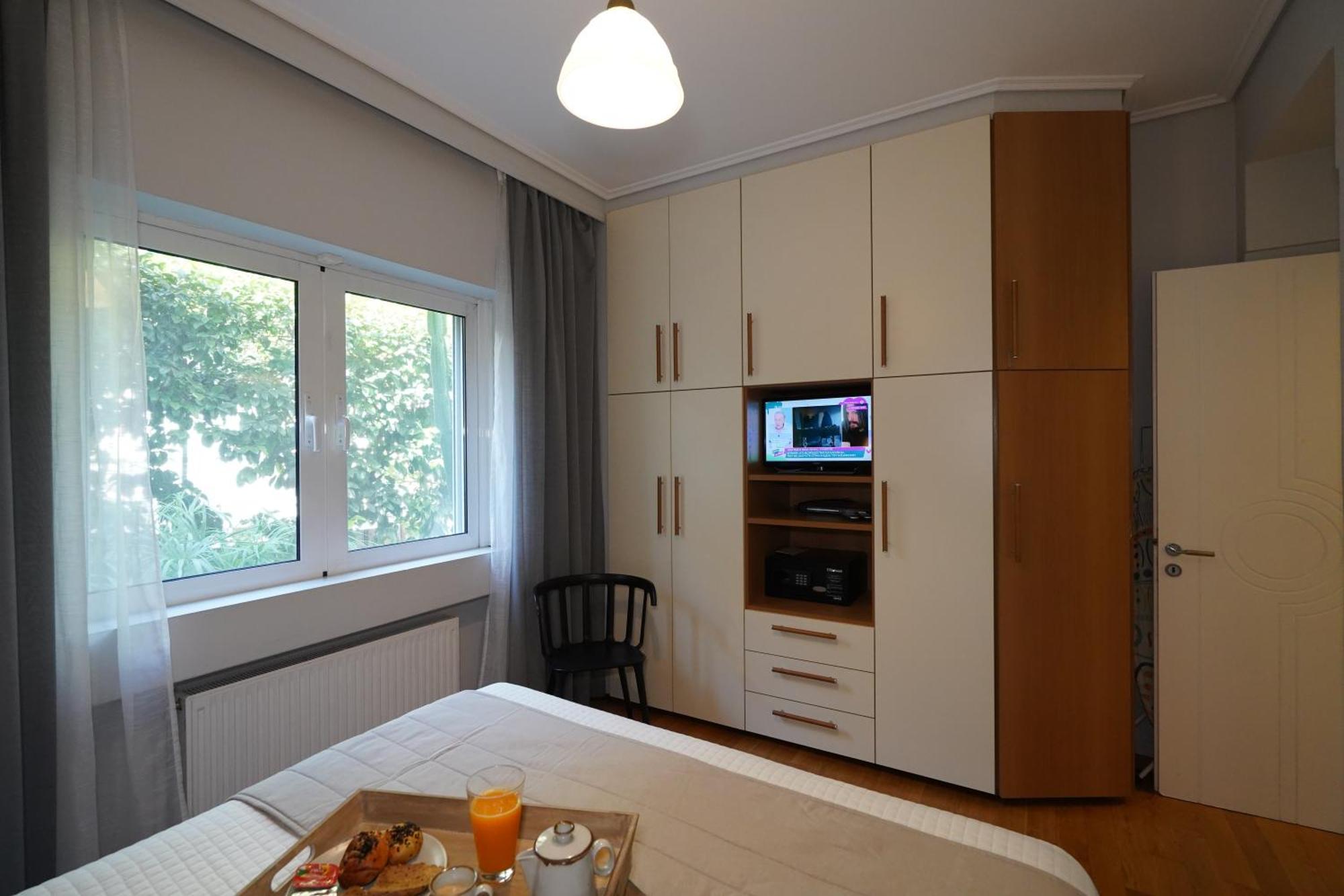 Garden Apartment Next To The Mall -Private Parking أثينا المظهر الخارجي الصورة